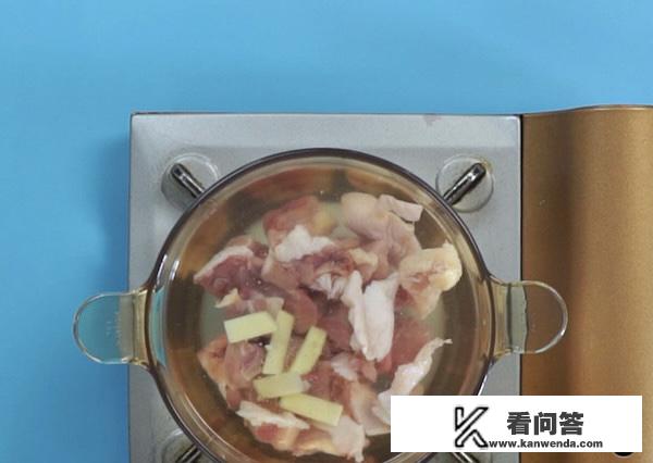 土豆炖鸡块做法是怎样的？