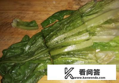 笋叶子凉拌的做法？莴苣叶子怎么做才好食用，凉拌莴苣叶的做法？