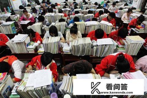 大学生为什么要进行职业生涯规划？如何解决当前大学生就业现状与存在问题？