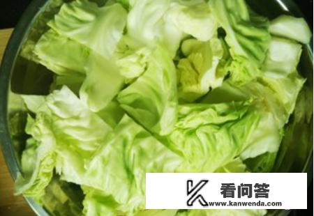 卷心菜泡菜制作方法？卷心菜做泡菜怎么做？