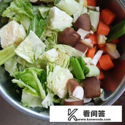 纯素馅饺子的做法大全，纯素馅饺子都有什么馅？茴子白素饺子馅做法大全？