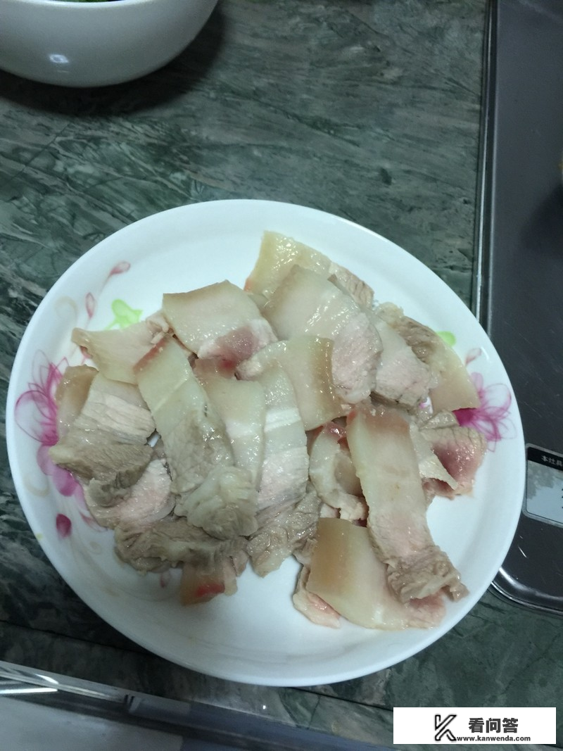 炒回锅肉最正宗的做法