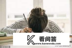 你认为最近中小学生在网上上课有什么坏处