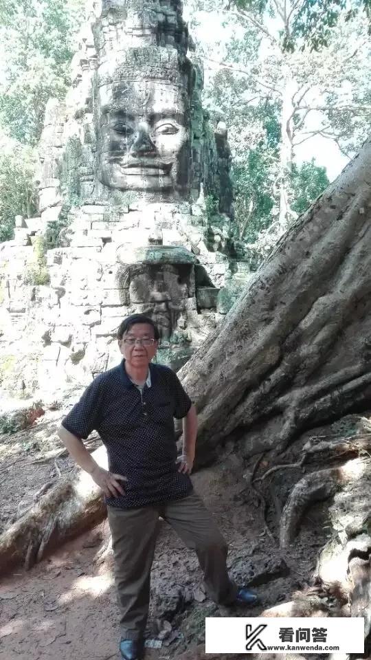 你觉得旅行是一个人去好，还是结伴同行好？为什么