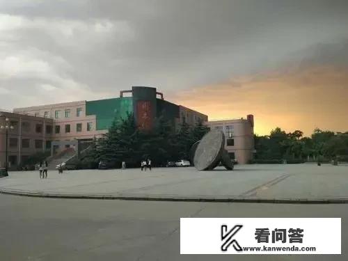 曹德旺投资一百亿建立的福耀科技大学，能培养出高端制造人才吗