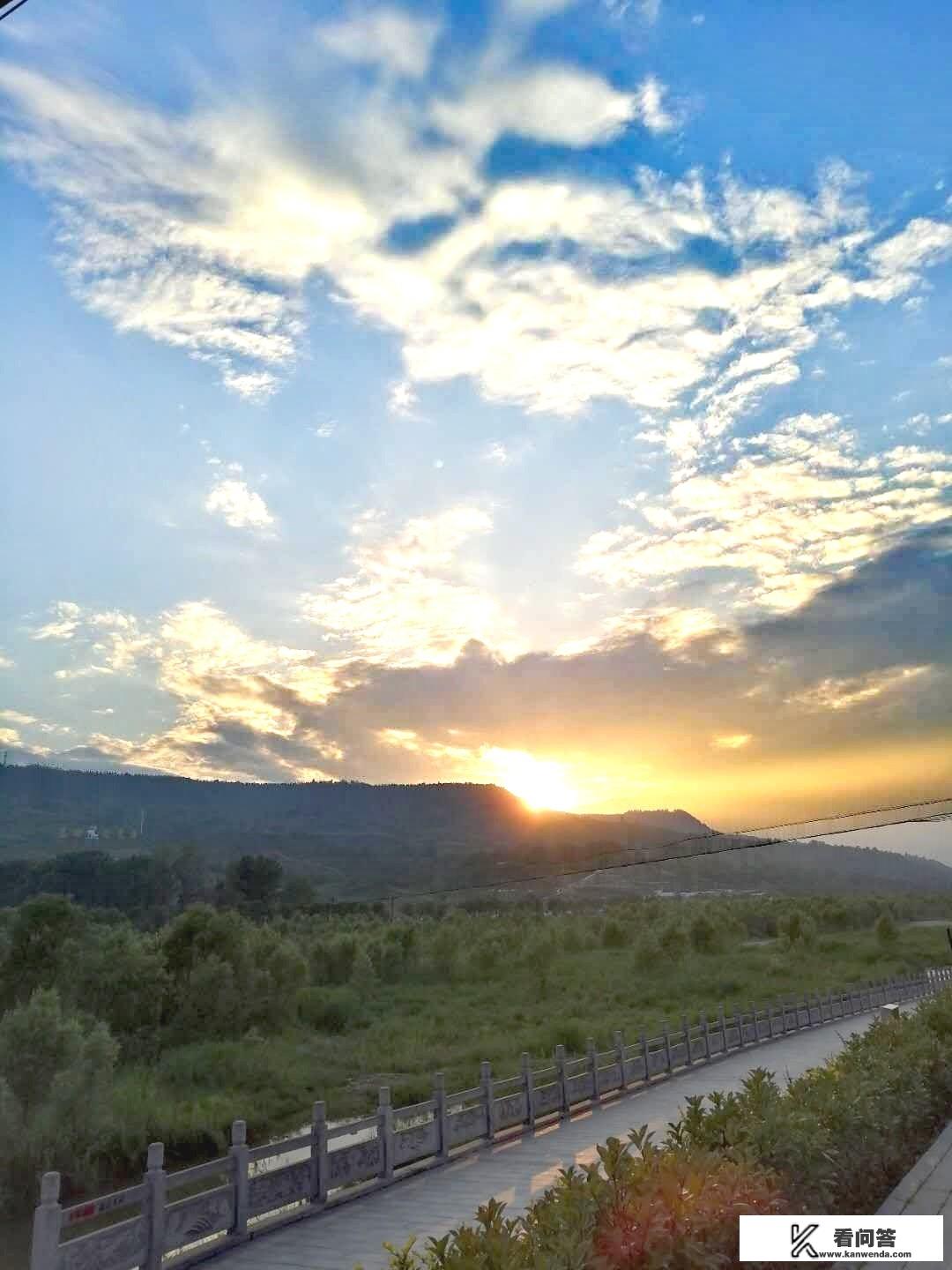 看夕阳西下有没有一种惆怅的感觉