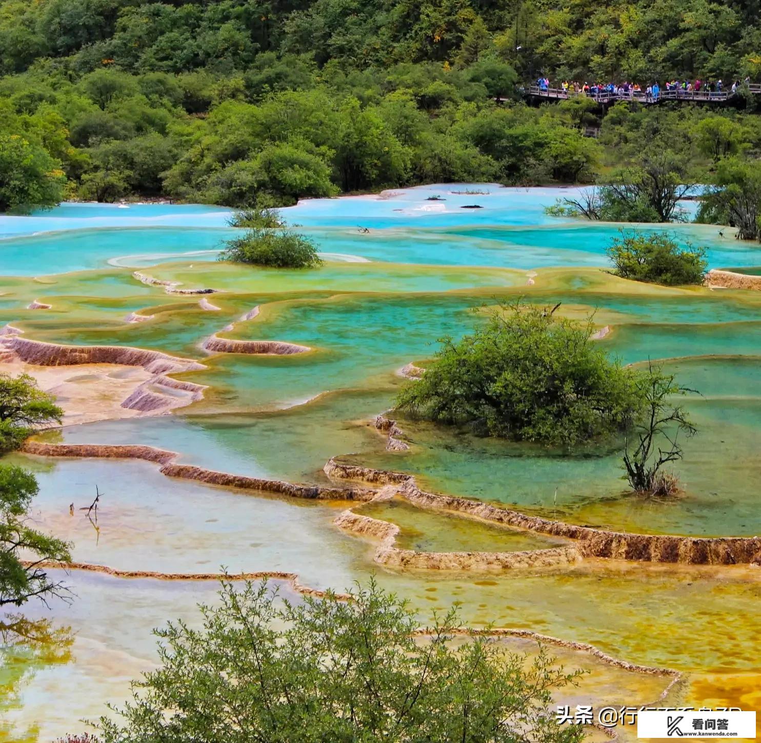 想去旅游，又要上班，怎样安排较合理