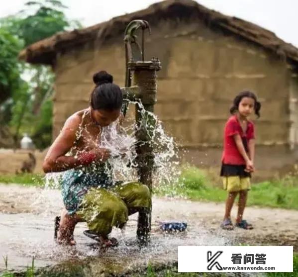 在尼泊尔打工时，当地人的哪些行为最让你受不了