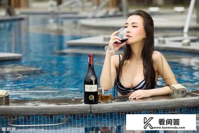 如何看待女生喝酒吃猪腰子