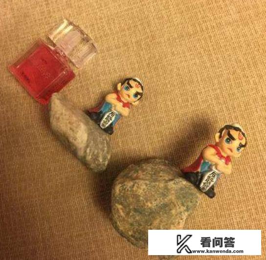 旅游景点卖纪念品，一年纯利五十多万就干半年，大家知道景点周边都有什么暴利行业