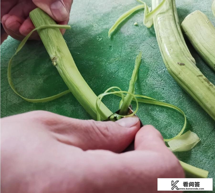 芥兰怎样做才会“青花柳绿”