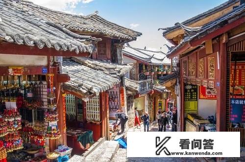 一个人从长春去云南旅游需要多少钱,吃住都算,不报团