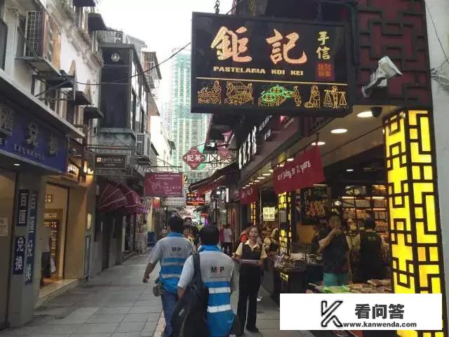 香港旅游购物买鞋子去哪好?香港哪里有运动鞋买？