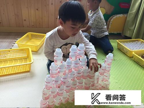 现在幼儿园都用一些什么教材啊？