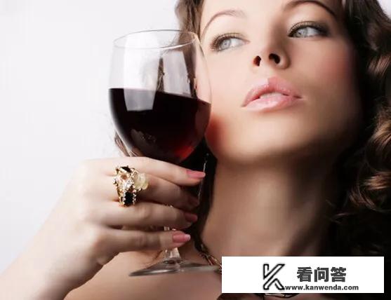 喝红酒对皮肤好麽？