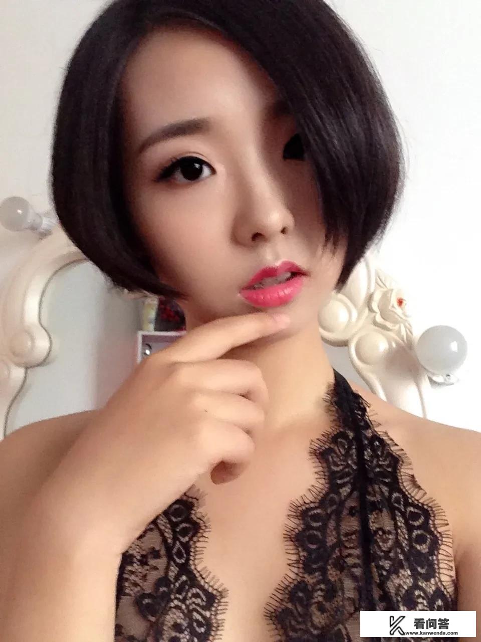 短发美女如何拍摄的更性感？