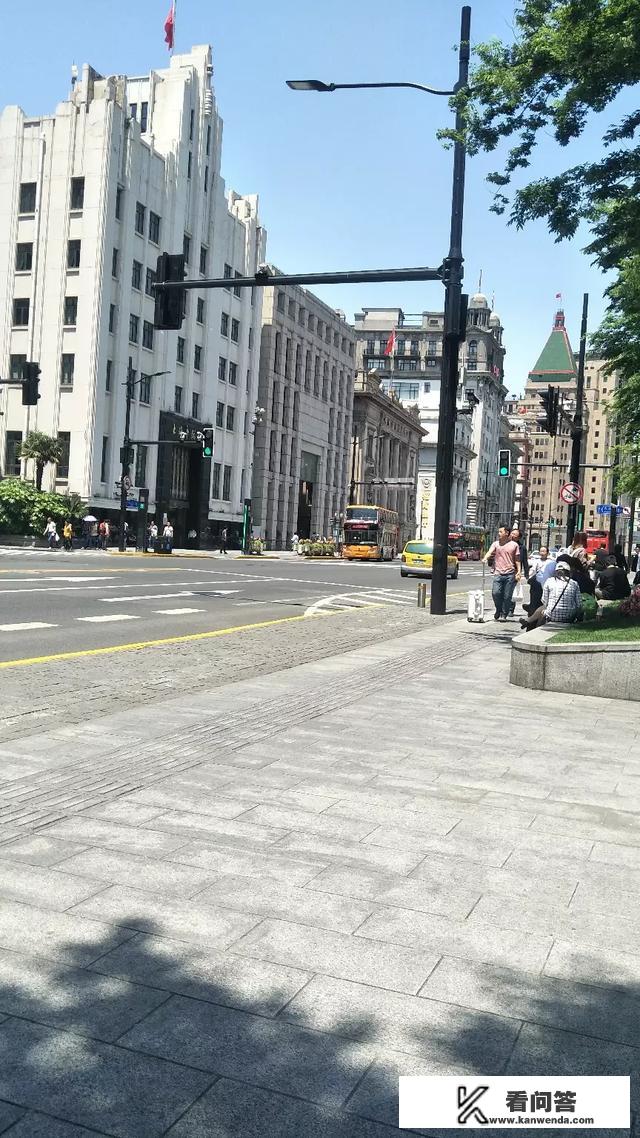 一个人去旅行会是什么心情？