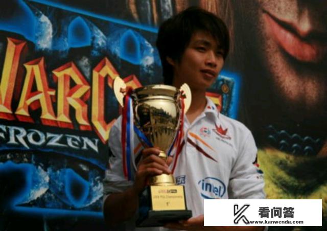 小学生该不该玩大型网络游戏？