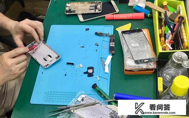 iphone13在实体店买靠谱不？