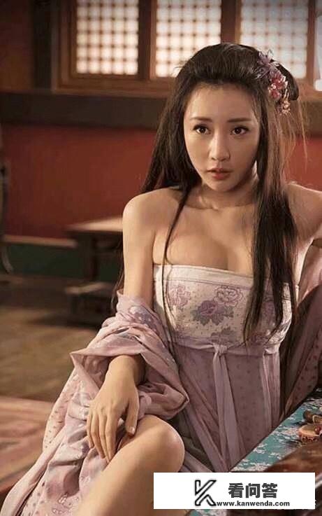 风月古今意思？