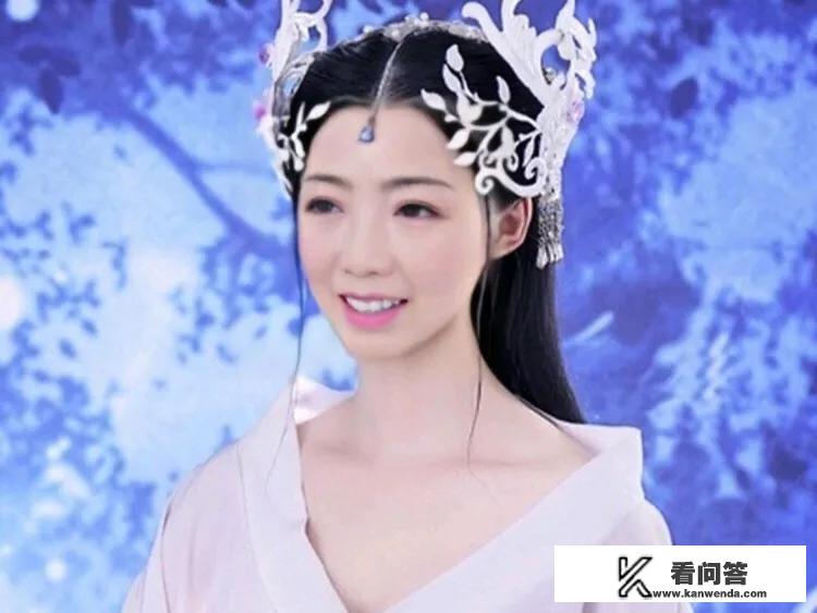 金窈窕和沈启明在一起了吗？