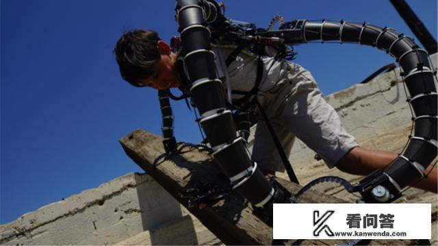 章鱼博士为什么爪子不用充电？