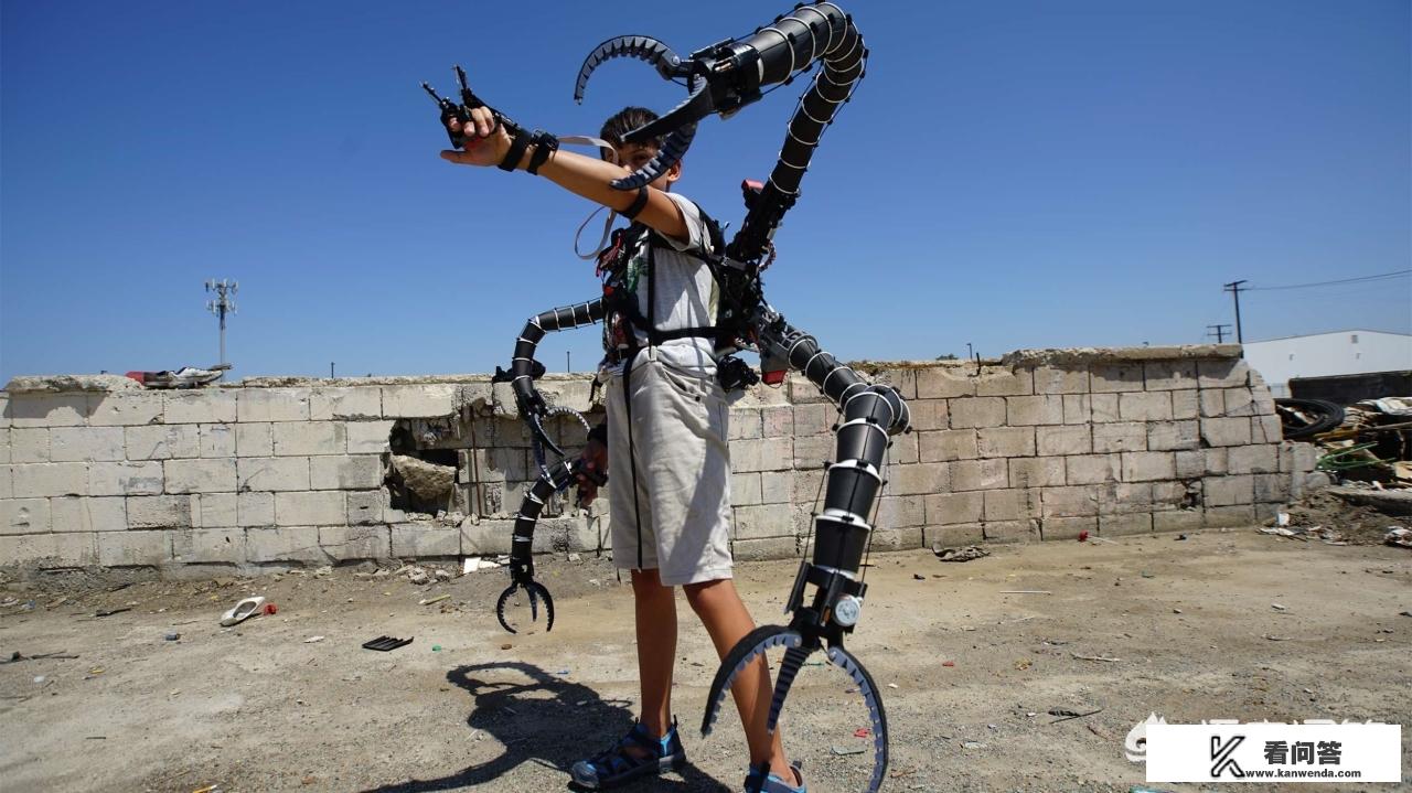 章鱼博士为什么爪子不用充电？