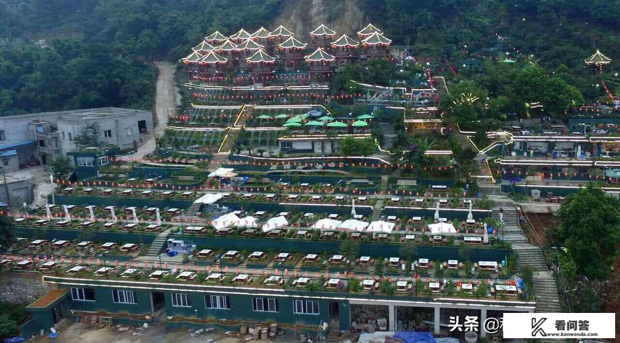 重庆住一晚玩一天的地方？