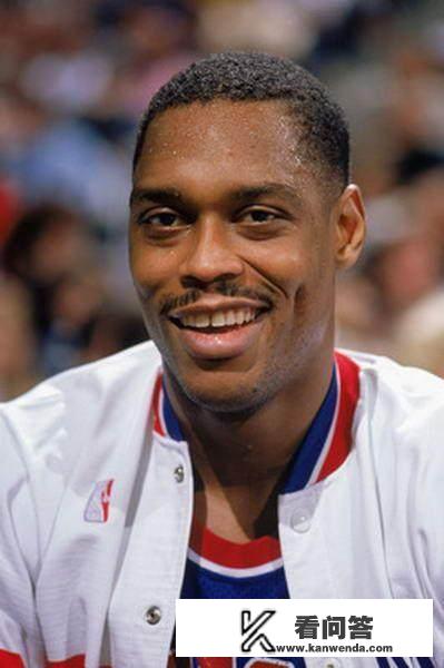 《诱子斑鸠》的主要内容？