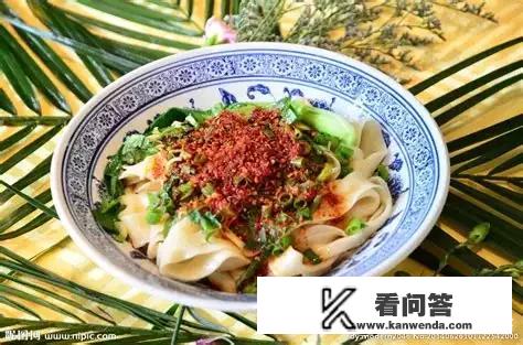 你觉得哪些地方的哪些面最有特色呢？