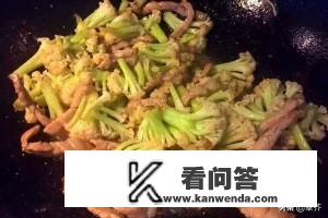 如何做绿梗菜花炒肉？