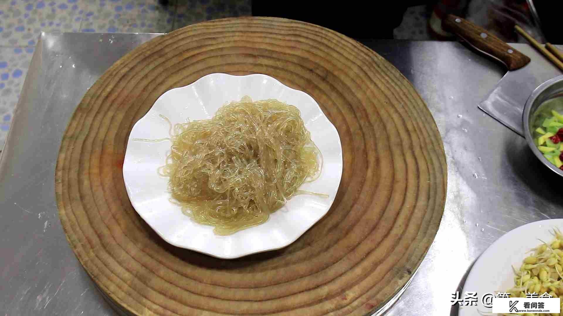 豆芽炒粉条正宗做法? 豆芽炒粉条正宗做法?
