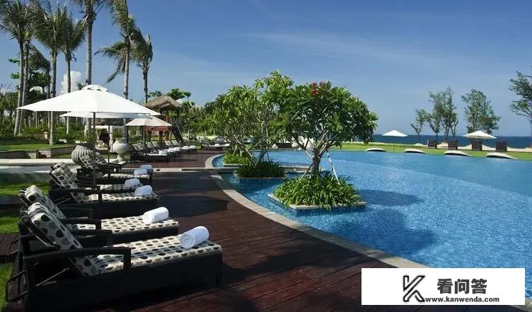 适合70岁以上老人的旅游线路？