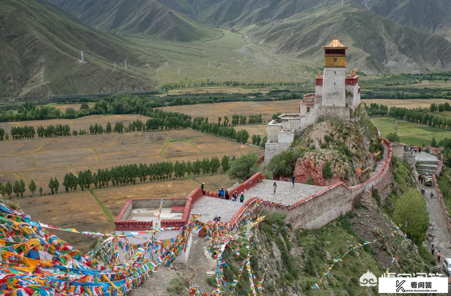 乘坐公共交通工具旅游的优缺点？