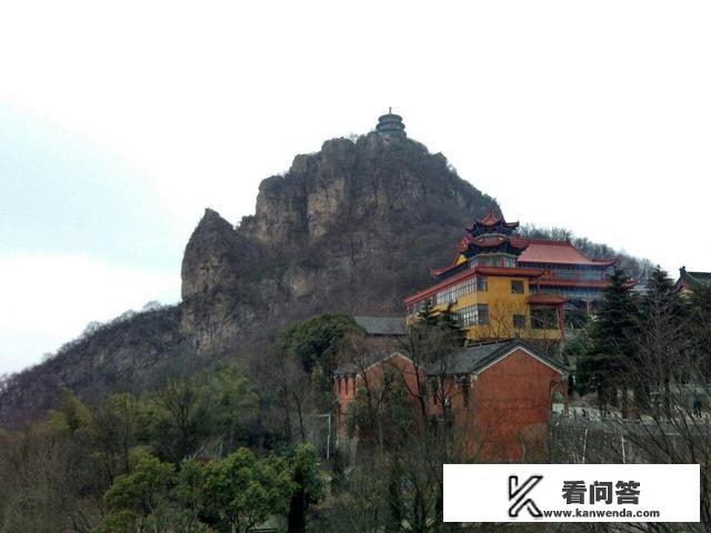 如何发展乡村旅游？