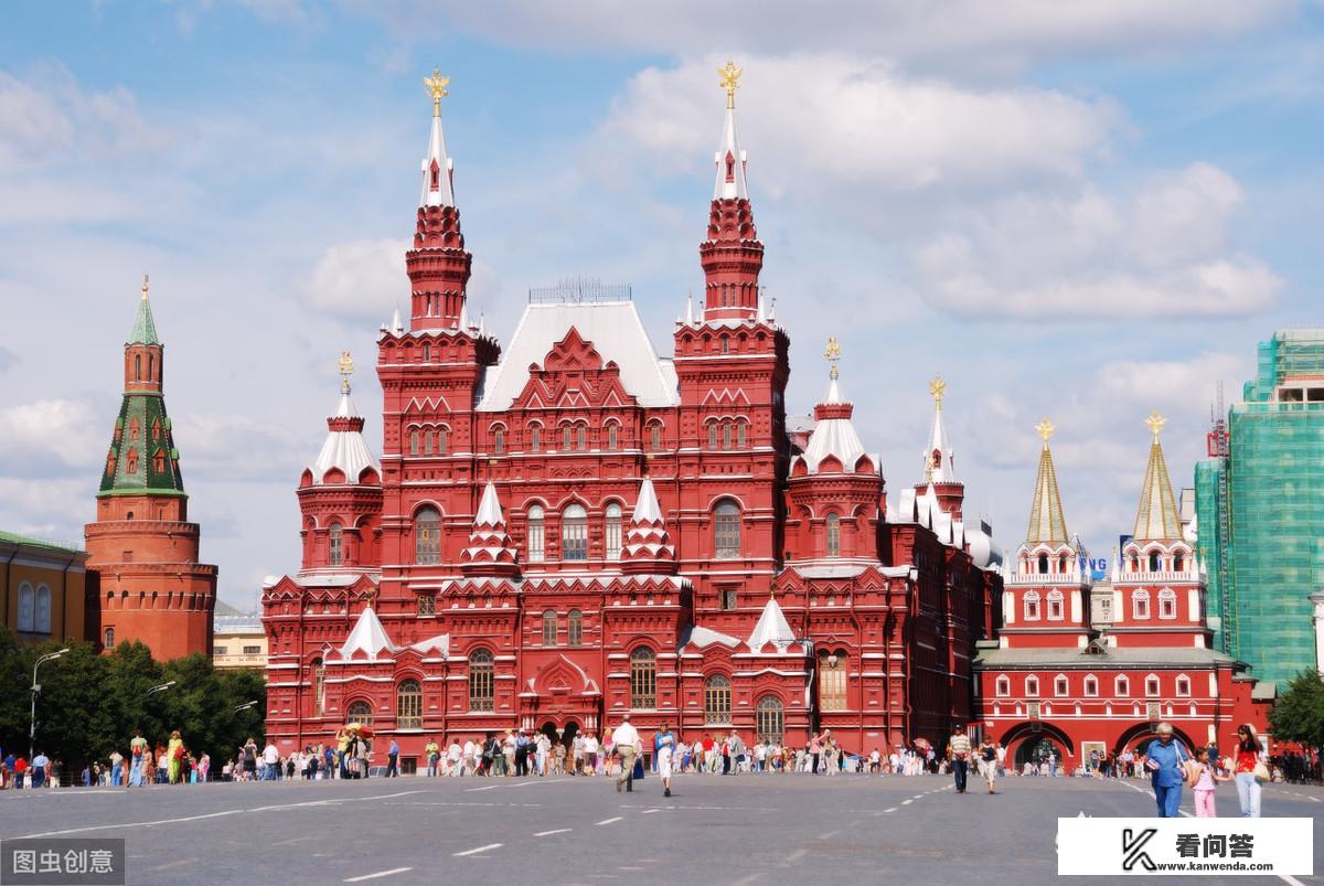 去俄罗斯旅游,A参团双飞七天7500元,B自由行十天18000元。你选择怎样走? 去俄罗斯旅游,A参团双飞七天7500元,B自由行十天18000元。你选择怎样走?