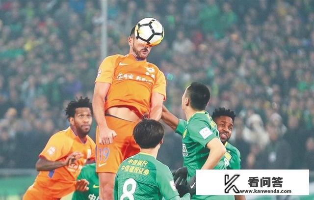 队名队呼简短有创意霸气海报？