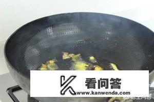 葱油饼怎么做又软又好吃？