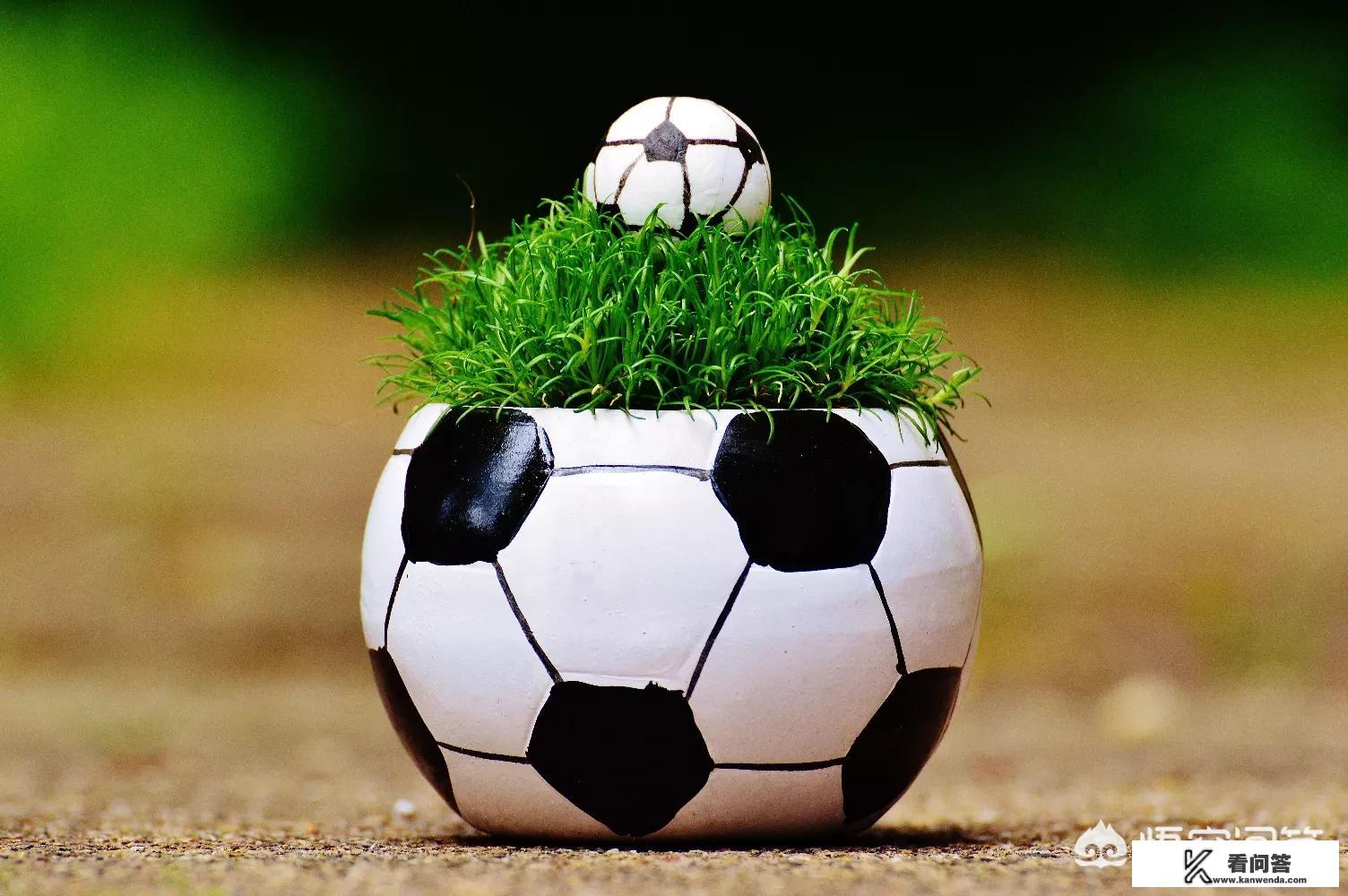 对于2019本赛季的欧冠如果曼城vs巴萨,你们觉得谁能获胜呢? 对于2019本赛季的欧冠如果曼城vs巴萨,你们觉得谁能获胜呢?