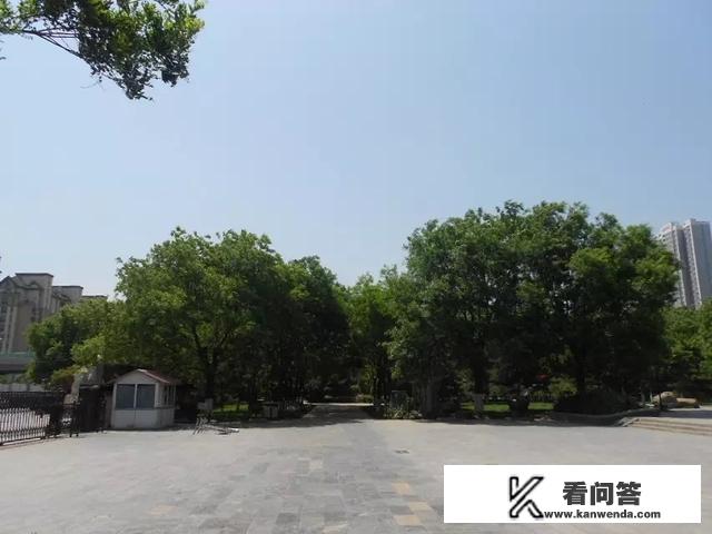 旅游景点适合做什么方便快捷的小吃? 旅游景点适合做什么方便快捷的小吃?