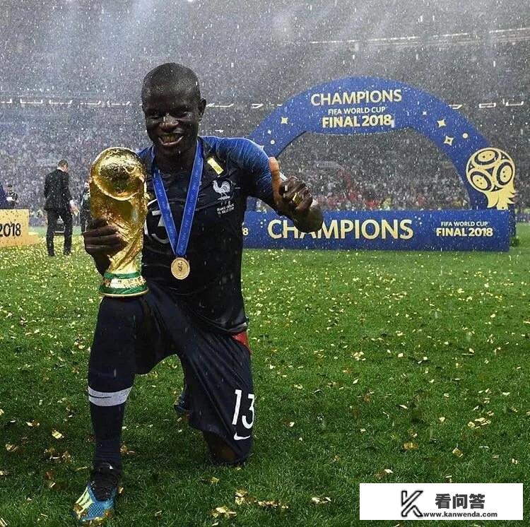 欧冠中场休息时间是多长？