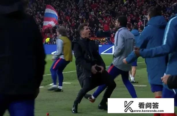 欧冠首回合马竞主场对阵尤文图斯匪帅手捂裤裆激情庆祝,会遭到欧足联禁赛吗?你怎么看? 欧冠首回合马竞主场对阵尤文图斯匪帅手捂裤裆激情庆祝,会遭到欧足联禁赛吗?你怎么看?