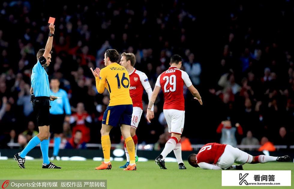 欧联杯半决赛首回合，结果10人迎战的马竞1:1客场逼平阿森纳，你怎么看这场比赛？