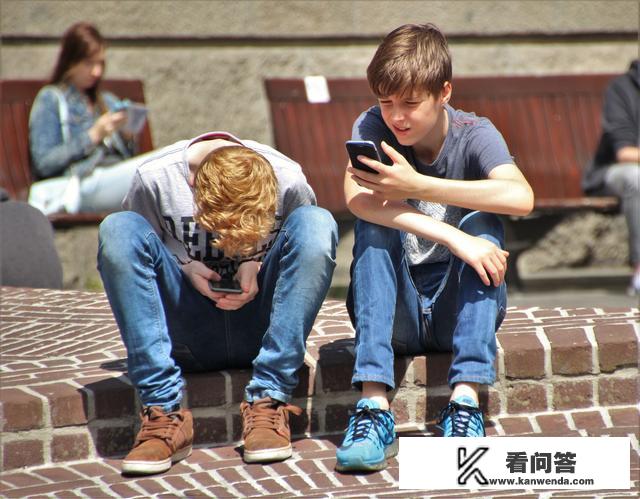 为什么网络游戏吸引小孩？