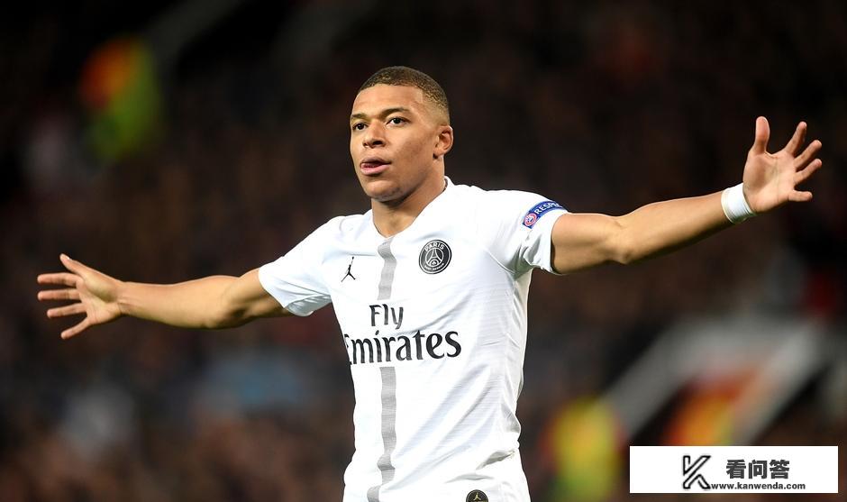 厉害！巴黎2-0曼联，姆巴佩24场欧冠14球7助，追平大罗欧冠生涯进球总数，如何评价？