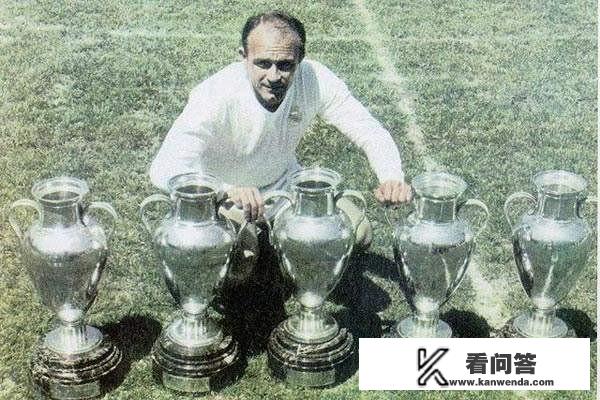 就历史地位来说，皇马，拜仁，巴萨，米兰，尤文，曼联，利物浦，国米谁最牛？