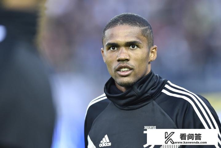 曼联对道格拉斯-科斯塔报价6000万欧元,为什么尤文图斯会拒绝? 曼联对道格拉斯-科斯塔报价6000万欧元,为什么尤文图斯会拒绝?