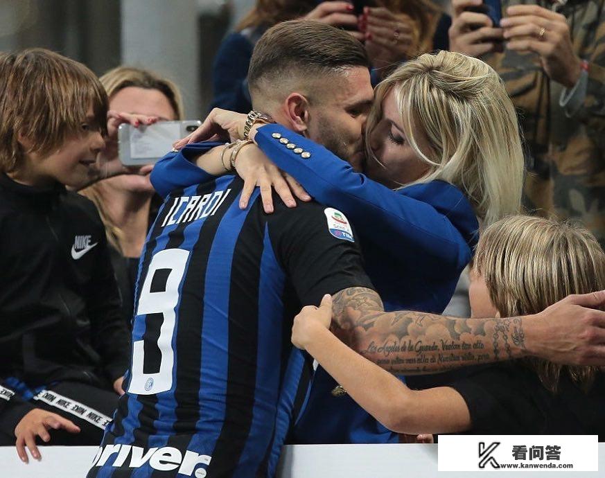 欧冠球队的球衣左边袖标上写着“RESPECT（尊重）”是指什么？