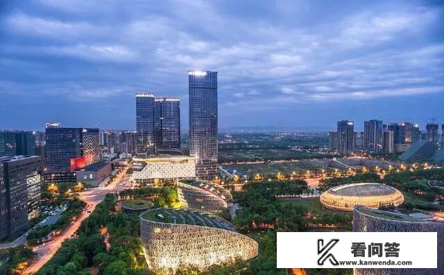 小寨赛格国际购物中心美食招商电话？