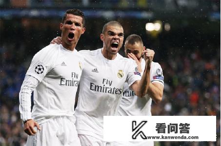 欧冠上周各大冷门迭爆，本周中尤文主场迎战床单军团，你认为落后2球的他们能逆转吗？